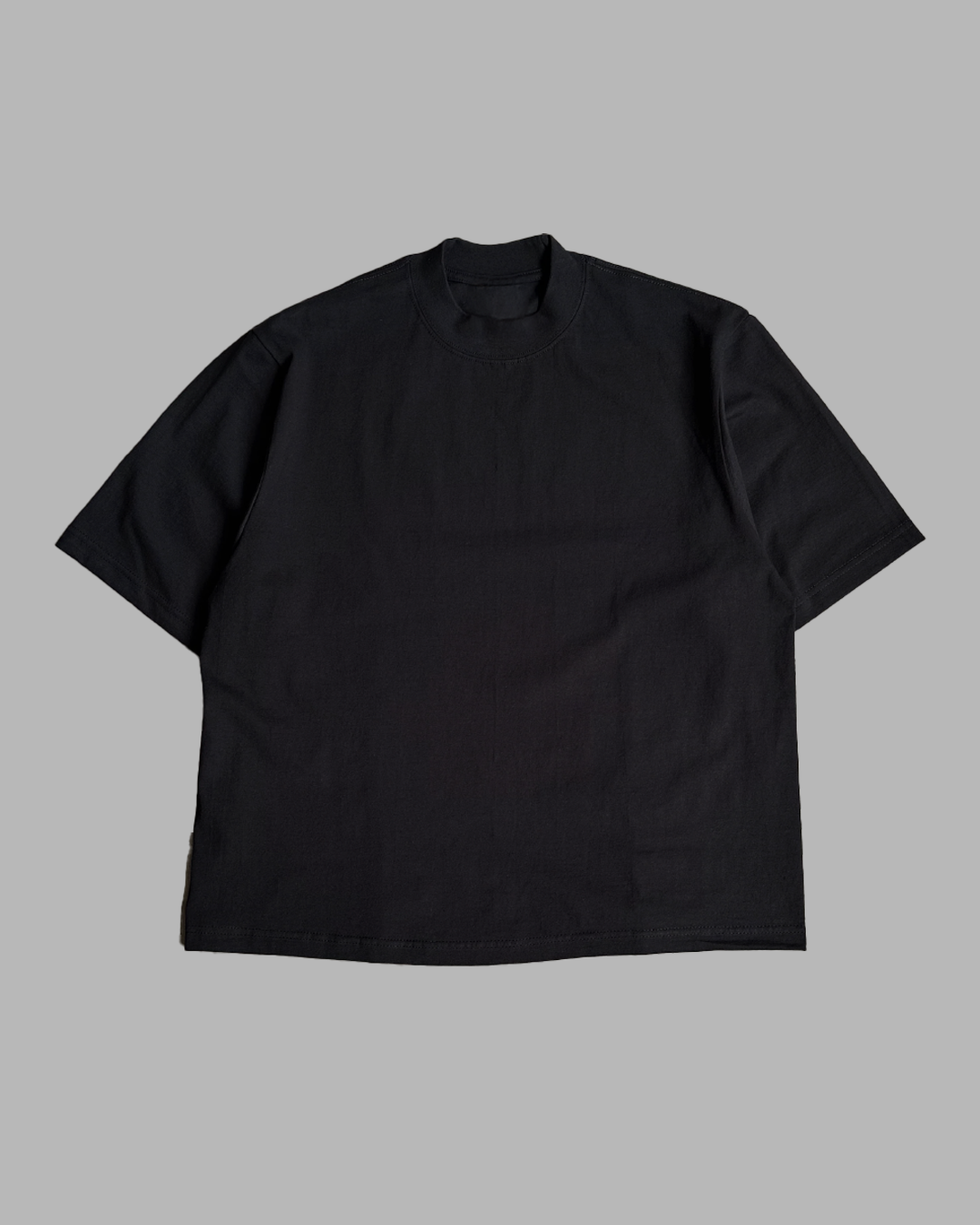 HEAVYWEIGHT BOX TEE - BLACK