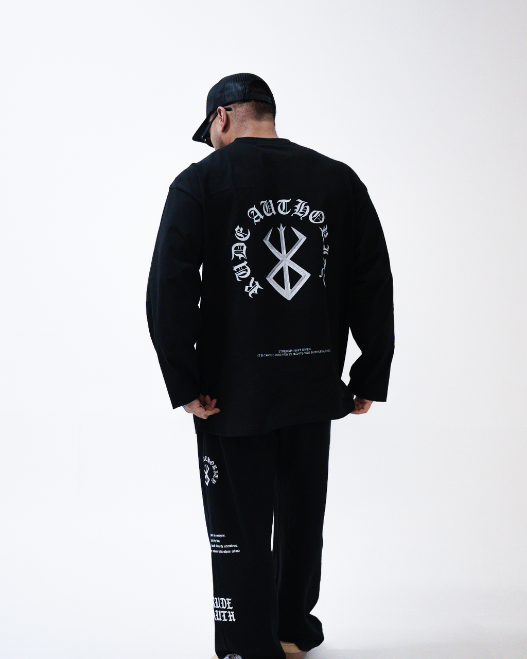 IRON PATH - OVERSIZED LONG SLEEVE