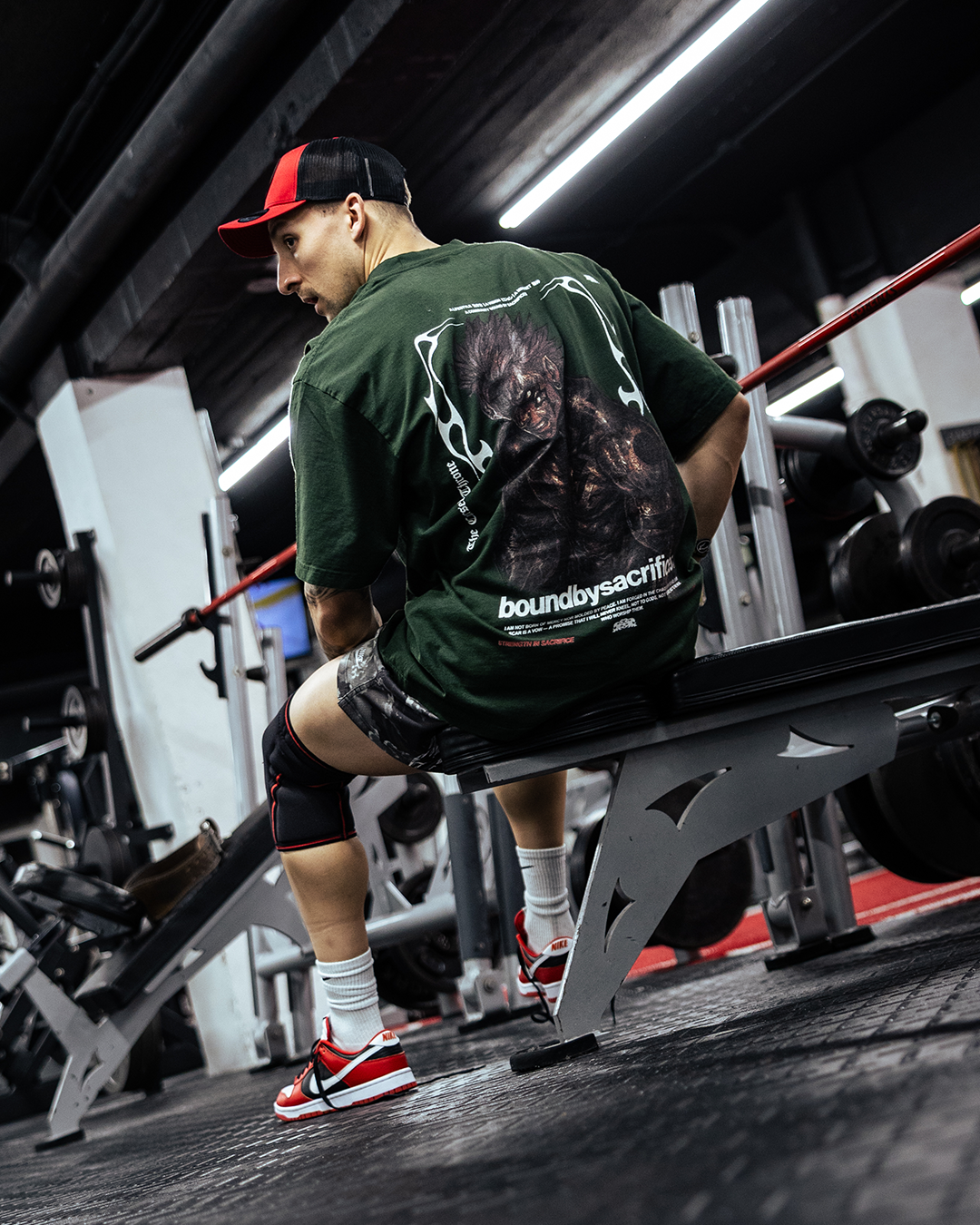 CURSED THRONE 'PREMIUM' OVERSIZED TEE